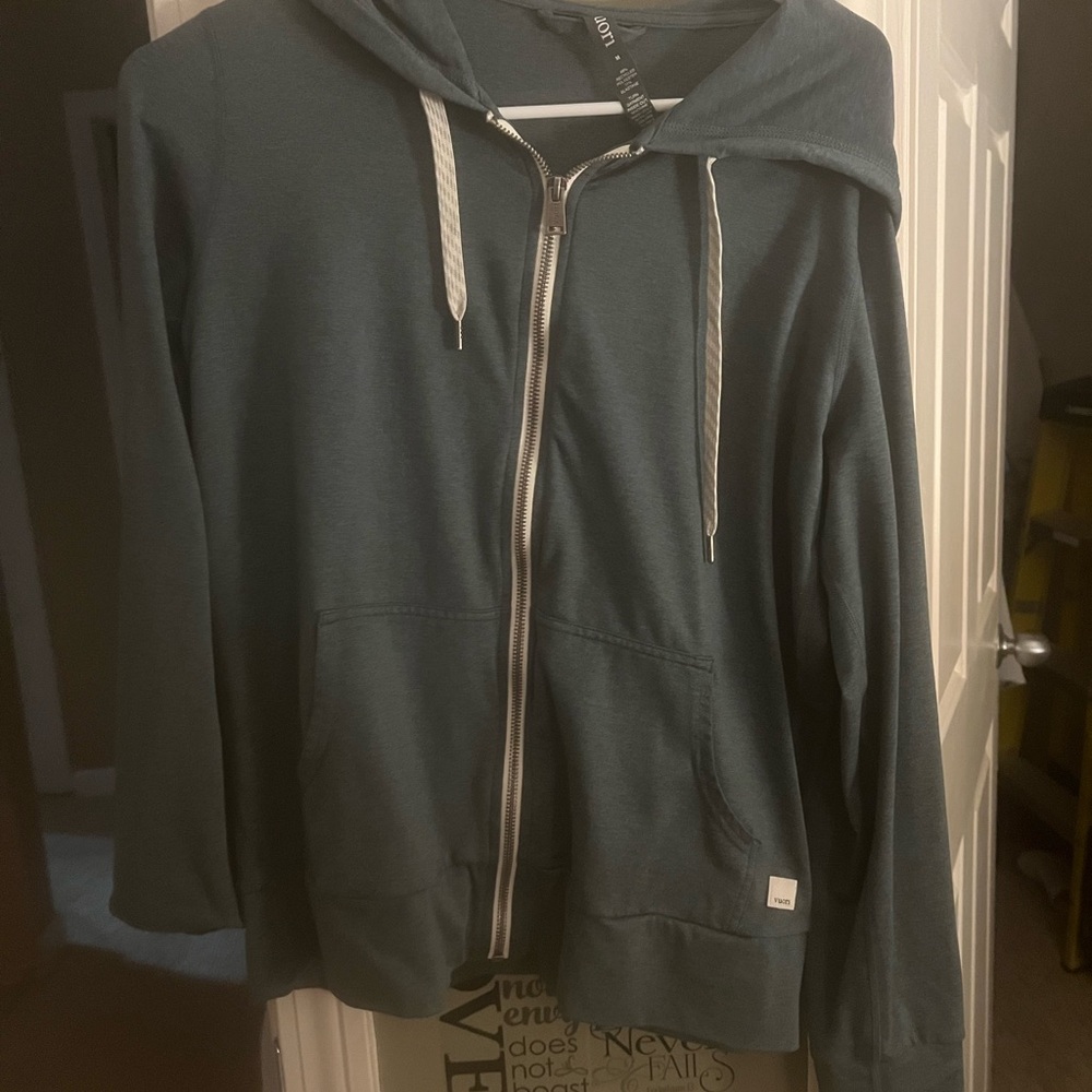 Vuori Halo Performance Blue/Green Hoodie